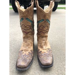 Corral cowboy boots!